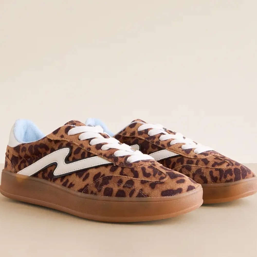Madden Girl Giia Lace-Up Low-Top Sneakers - Picture 2 of 7